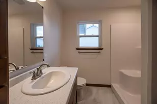 2200 S Cottonwood Ave, Marshfield, WI 54449 - Photo 21