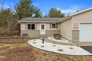 3323 Rosewood Dr, Plover, WI 54467 - Photo 3