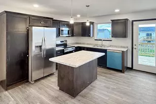 2107 S Ironwood Ave #, Marshfield, WI 54449 - Photo 5
