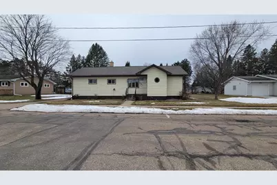 418 Hogan Street, Antigo, WI 54409 - Photo 1