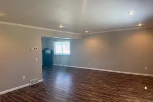 1105 Ridge Rd, Marshfield, WI 54449 - Photo 5