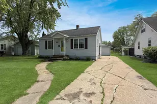 505 S Ash Ave, Marshfield, WI 54449 - Photo 3