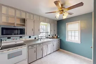 505 S Ash Ave, Marshfield, WI 54449 - Photo 17