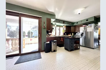 1302 5th Avenue, Antigo, WI 54409 - Photo 9