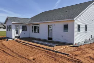 1030 Michele Ct, Port Edwards, WI 54469 - Photo 5