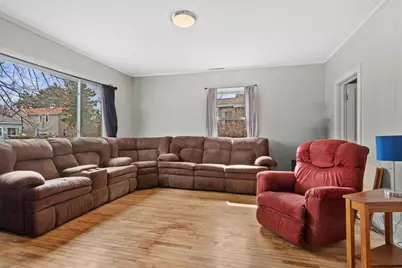 2016 Michigan Avenue, Stevens Point, WI 54481 - Photo 3