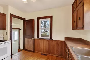 830 Market St, Nekoosa, WI 54457 - Photo 3