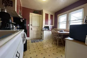 304 E 10th St, Marshfield, WI 54449 - Photo 7