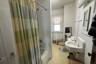 304 E 10th St, Marshfield, WI 54449 - Photo 5