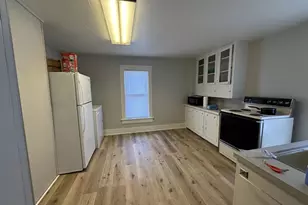 709 E 2nd St, Marshfield, WI 54449 - Photo 11