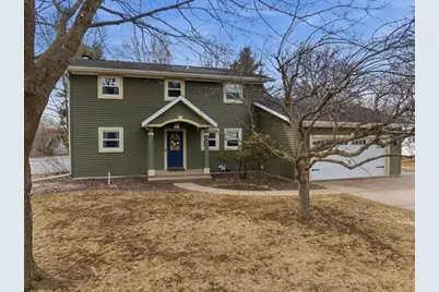 1012 W Chapel Street, Marshfield, WI 54449 - Photo 3