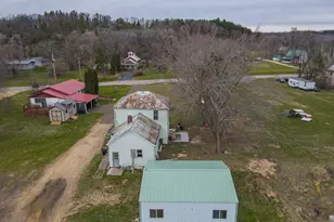 7045 Hamlet Ave, Sparta, WI 54656 - Photo 3