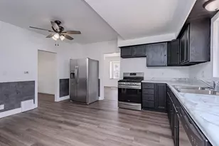 814 N 2nd Ave, Wausau, WI 54401 - Photo 5