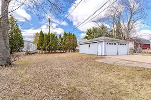 814 N 2nd Ave, Wausau, WI 54401 - Photo 29