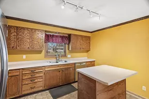 411 N Auburn Ave, Marshfield, WI 54449 - Photo 15
