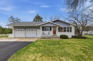 2601 Plover Springs Dr, Plover, WI 54467 - Photo 3