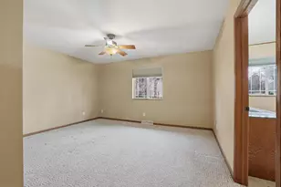 1701 Schiller Dr, Stevens Point, WI 54482 - Photo 19