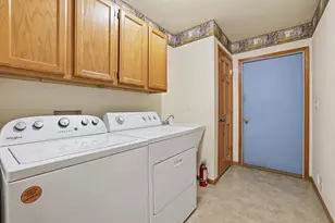1701 Schiller Dr, Stevens Point, WI 54482 - Photo 29