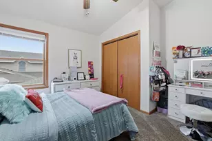 300 White Oak Ave, Plover, WI 54467 - Photo 25