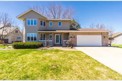 406 S Larch Avenue, Marshfield, WI 54449 - Photo 1