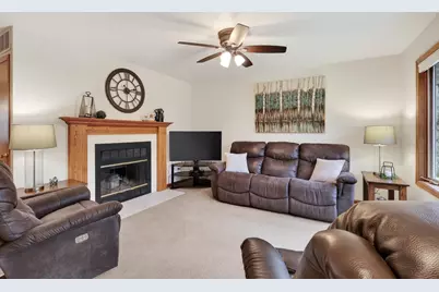 4028 Woodridge Trace, Wisconsin Rapids, WI 54495 - Photo 17