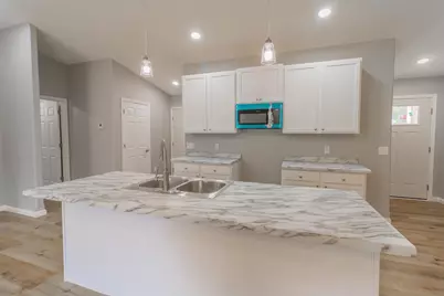 5526 Forest Creek Road, Stevens Point, WI 54482 - Photo 7