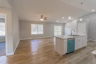 5526 Forest Creek Rd, Stevens Point, WI 54482 - Photo 5