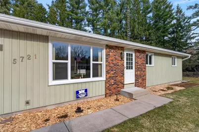 5721 Wintergreen Drive, Wisconsin Rapids, WI 54494 - Photo 3