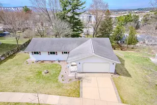 1225 Sunset Dr, Wausau, WI 54401 - Photo 39