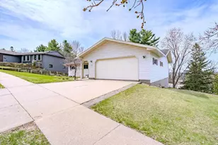 1225 Sunset Dr, Wausau, WI 54401 - Photo 35