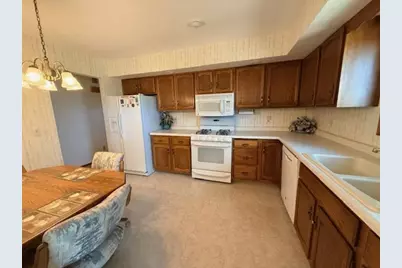 1225 Sunset Drive, Wausau, WI 54401 - Photo 11