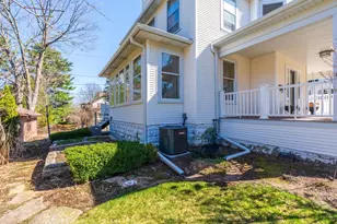 910 Fulton St, Wausau, WI 54403 - Photo 11