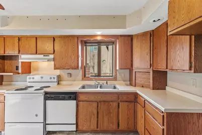 800 W 6th Street, Marshfield, WI 54449 - Photo 5