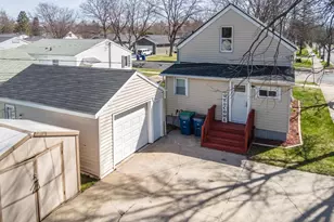 1002 9th Ave, Wausau, WI 54401 - Photo 9