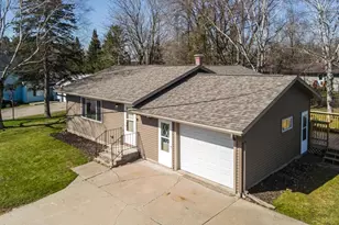 347 Church St, Birnamwood, WI 54414 - Photo 5