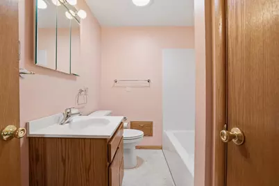 215 Willow Street, Stevens Point, WI 54481 - Photo 29