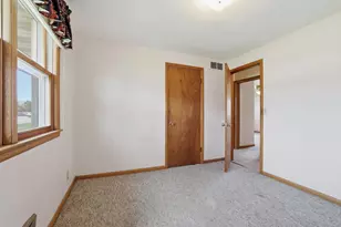 215 Willow St, Stevens Point, WI 54481 - Photo 31