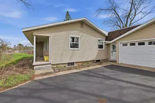 215 Willow St, Stevens Point, WI 54481 - Photo 45