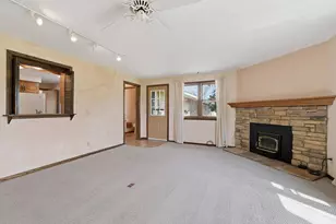 215 Willow St, Stevens Point, WI 54481 - Photo 21