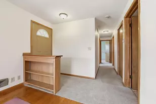 215 Willow St, Stevens Point, WI 54481 - Photo 5