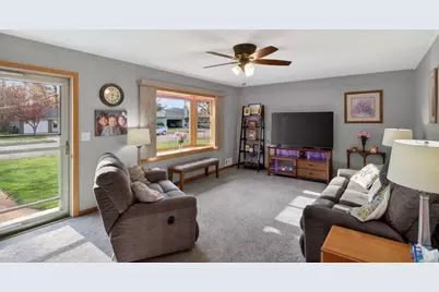 911 19th Street S, Wisconsin Rapids, WI 54494 - Photo 15