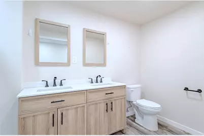 717 Walker Street, Stevens Point, WI 54481 - Photo 37