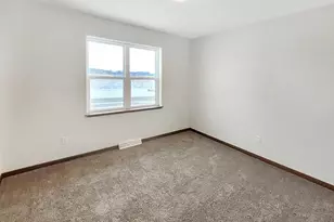 2203 S Cottonwood Ave, Marshfield, WI 54449 - Photo 9