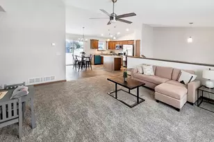2203 S Cottonwood Ave, Marshfield, WI 54449 - Photo 5