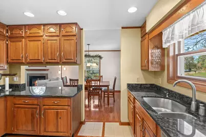 530 Canterbury Drive, Plover, WI 54467 - Photo 7