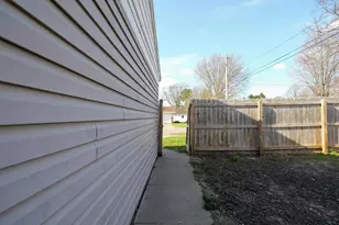 913 Strowbridge St, Wausau, WI 54401 - Photo 25