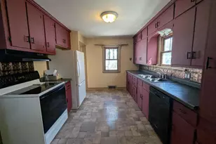 861 Lincoln St, Wisconsin Rapids, WI 54494 - Photo 3