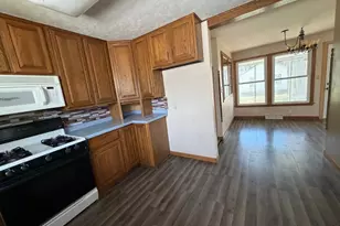 225 Case Ave, Junction City, WI 54443 - Photo 5