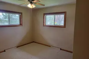 1608 S Palmetto Ave, Marshfield, WI 54449 - Photo 9