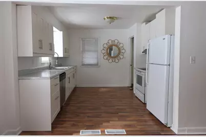 931 Brown Street, Wausau, WI 54403 - Photo 5